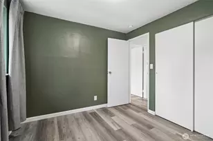 11242 SE 321st Pl, Auburn, WA 98092 - Photo 17