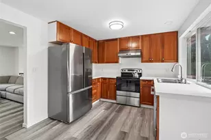 11242 SE 321st Pl, Auburn, WA 98092 - Photo 9