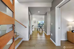 3821 19th Ave SW, Seattle, WA 98106 - Photo 3