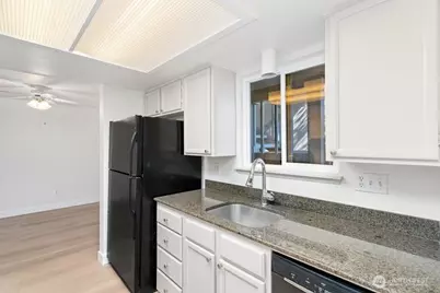 13235 12th Avenue SW #112, Burien, WA 98146 - Photo 11