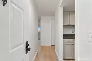 13235 12th Ave SW, Burien, WA 98146 - Photo 3