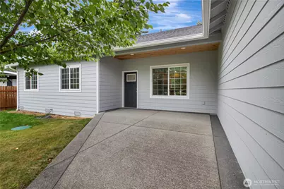 379 Piper Way, Camano Island, WA 98282 - Photo 3