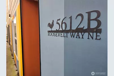5612 B Roosevelt Way NE, Seattle, WA 98105 - Photo 1