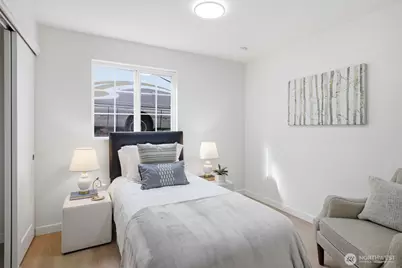 9812 59th Avenue S, Seattle, WA 98118 - Photo 15