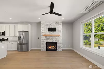 10 160th Place SE, Bothell, WA 98012 - Photo 5