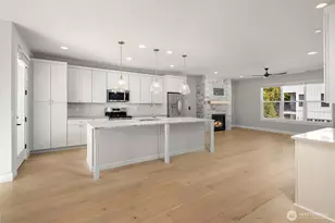 10 160th Pl SE, Bothell, WA 98012 - Photo 13