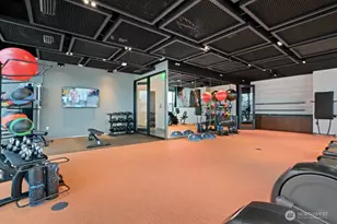 889 NE 103rd Ave, Bellevue, WA 98004 - Photo 19