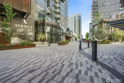 889 NE 103rd Avenue #610, Bellevue, WA 98004 - Photo 1