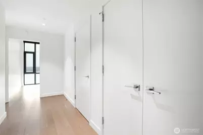 889 NE 103rd Avenue #610, Bellevue, WA 98004 - Photo 25