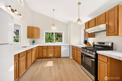 2711 169th Street SE, Bothell, WA 98012 - Photo 5