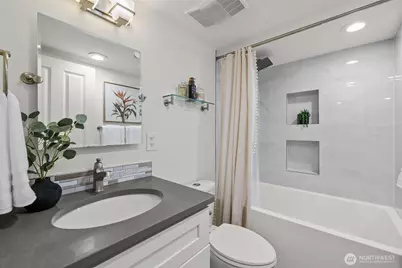 17498 NE 40th Place #I1, Redmond, WA 98052 - Photo 27