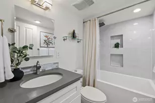 17498 NE 40th Pl, Redmond, WA 98052 - Photo 27