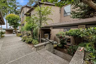 17498 NE 40th Pl, Redmond, WA 98052 - Photo 3