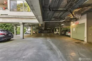 211 Summit Ave E, Seattle, WA 98102 - Photo 21