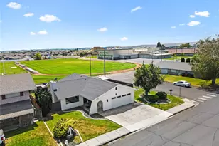 1200 E Ash St, Othello, WA 99344 - Photo 5