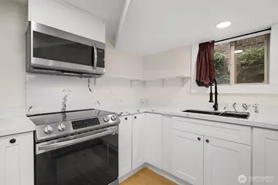 7710 Bagley Avenue N, Seattle, WA 98103 - Photo 21
