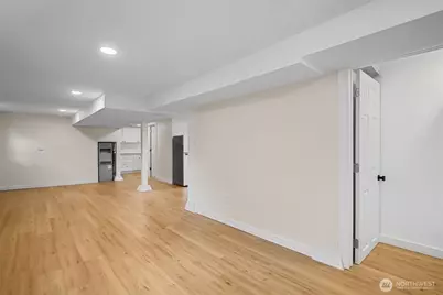 7710 Bagley Avenue N, Seattle, WA 98103 - Photo 25