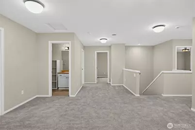 7825 Cortland Avenue SE, Snoqualmie, WA 98065 - Photo 15