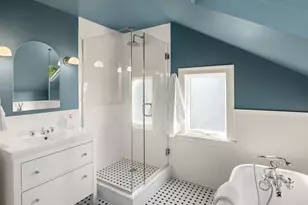 3915 Sunnyside Ave N, Seattle, WA 98103 - Photo 17