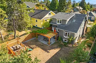 3915 Sunnyside Ave N, Seattle, WA 98103 - Photo 31