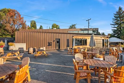 3915 Sunnyside Avenue N, Seattle, WA 98103 - Photo 35