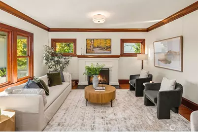 3915 Sunnyside Avenue N, Seattle, WA 98103 - Photo 3