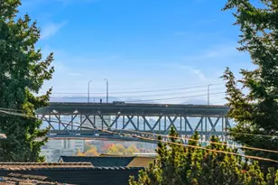 3915 Sunnyside Ave N, Seattle, WA 98103 - Photo 15