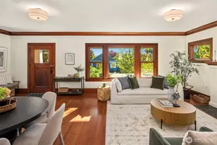 3915 Sunnyside Ave N, Seattle, WA 98103 - Photo 5