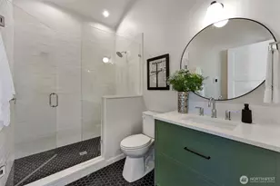 2004 McGilvra Blvd E, Seattle, WA 98112 - Photo 31