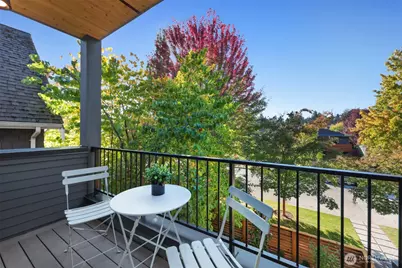 2004 McGilvra Boulevard E, Seattle, WA 98112 - Photo 19