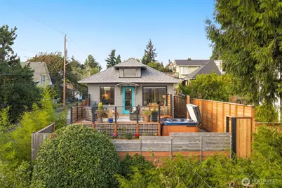 3516 Carr Place N, Seattle, WA 98103 - Photo 1