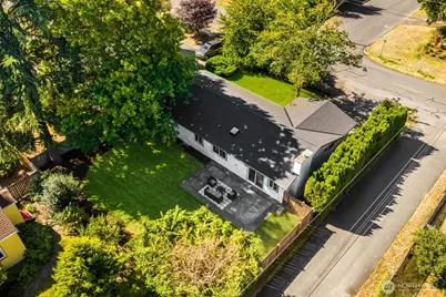 21423 92nd Avenue W, Edmonds, WA 98020 - Photo 29