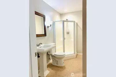 5721 180th Street SW, Lynnwood, WA 97037 - Photo 13