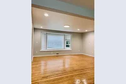 5721 180th Street SW, Lynnwood, WA 97037 - Photo 9