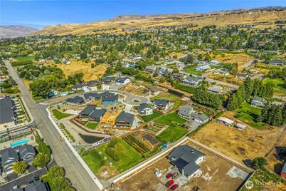 2403 NW Columbia Avenue, East Wenatchee, WA 98802 - Photo 7