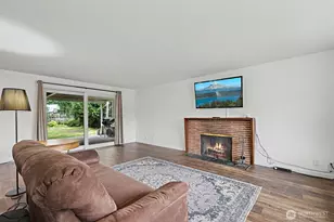 1310 24th St SE, Auburn, WA 98002 - Photo 5