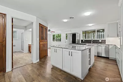 1310 24th Street SE, Auburn, WA 98002 - Photo 23