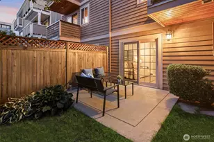 2112 Warren Ave N, Seattle, WA 98109 - Photo 35