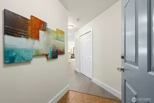 133 Queen Anne Ave N, Seattle, WA 98109 - Photo 5