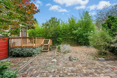1200 N 44th Street, Seattle, WA 98103 - Photo 23