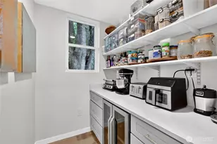 7124 Wright Ave SW, Seattle, WA 98136 - Photo 15