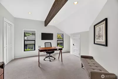 7124 Wright Avenue SW, Seattle, WA 98136 - Photo 29