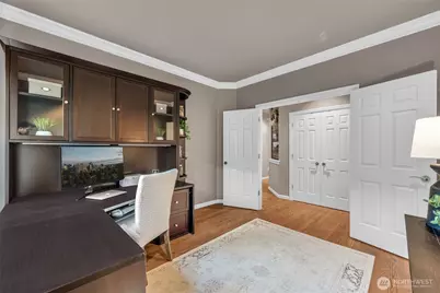 1260 108th Avenue NE, Bellevue, WA 98004 - Photo 23