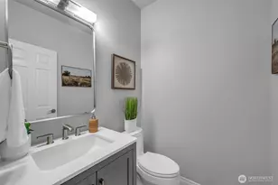 1260 108th Ave NE, Bellevue, WA 98004 - Photo 29