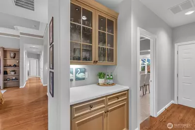 1260 108th Avenue NE, Bellevue, WA 98004 - Photo 17