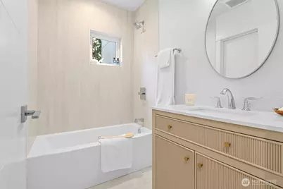 12751 37th Avenue NE, Seattle, WA 98125 - Photo 33