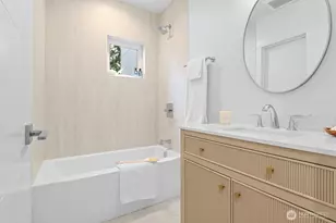 12751 37th Ave NE, Seattle, WA 98125 - Photo 33