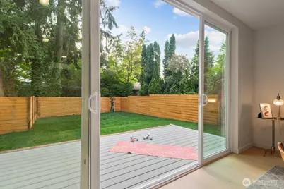 12751 37th Avenue NE, Seattle, WA 98125 - Photo 35