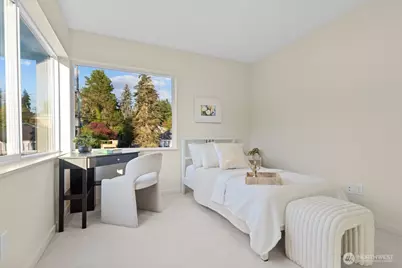 12751 37th Avenue NE, Seattle, WA 98125 - Photo 27