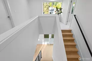 12751 37th Ave NE, Seattle, WA 98125 - Photo 15